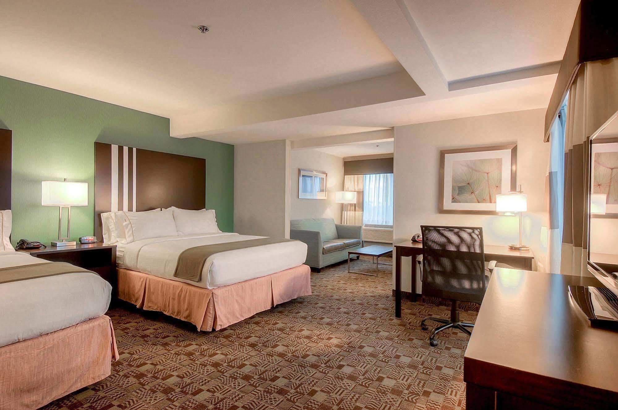 Holiday Inn Express Hotel & Suites Carlsbad Beach By Ihg Ngoại thất bức ảnh
