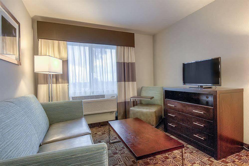 Holiday Inn Express Hotel & Suites Carlsbad Beach By Ihg Ngoại thất bức ảnh